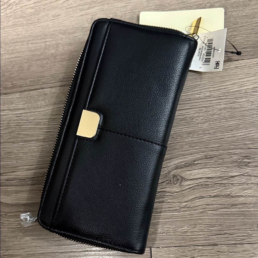 ON-34TH Black Women's Wallet - Picture 6 of 6